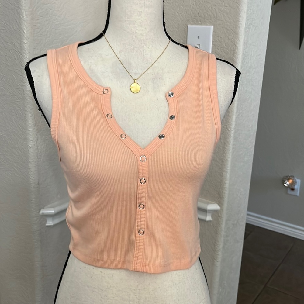 Forever 21 light orange cropped top Size S